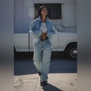 Elwood Carpenter Jeans/Industry Pant. Light Indigo. Never Worn